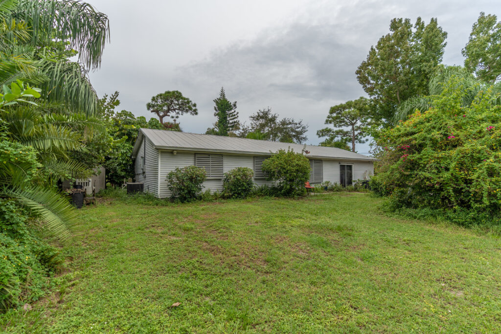 001_1180_old_bridge_rd_north_fort_myers_fl_33917_usa-1_952