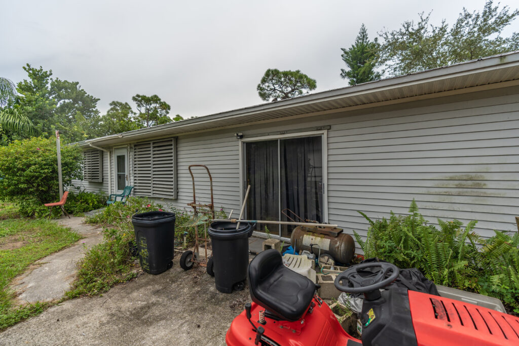 003_1180_old_bridge_rd_north_fort_myers_fl_33917_usa-3_779