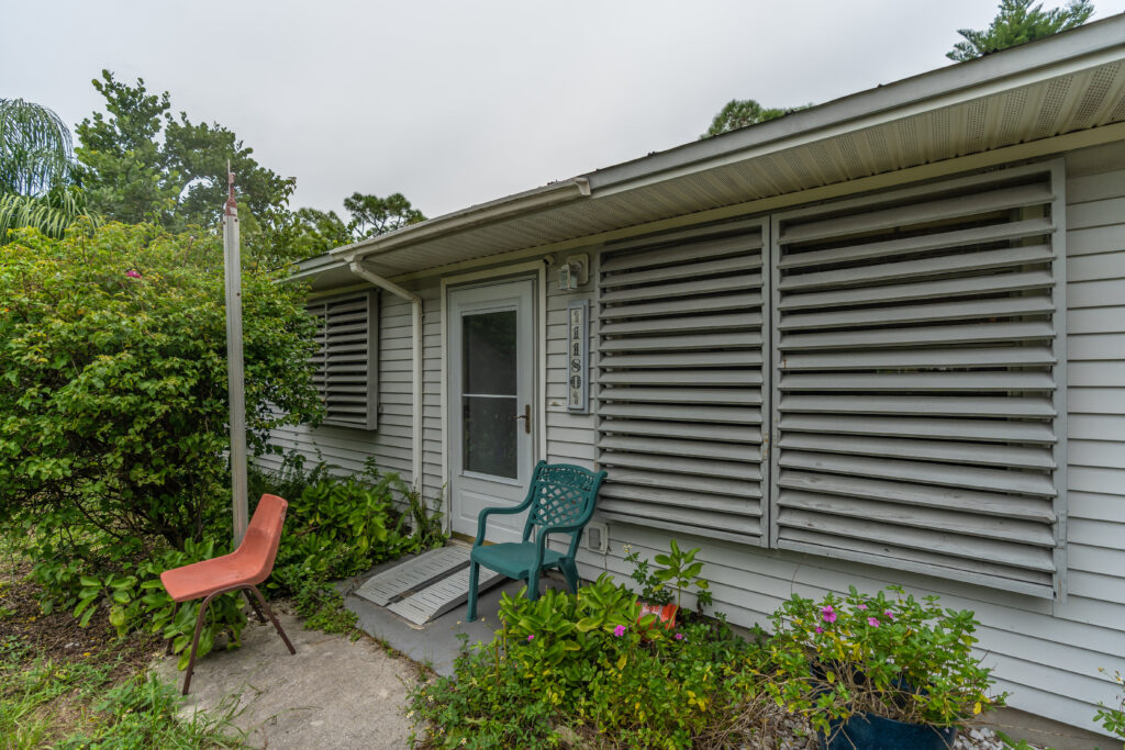 005_1180_old_bridge_rd_north_fort_myers_fl_33917_usa-5_245