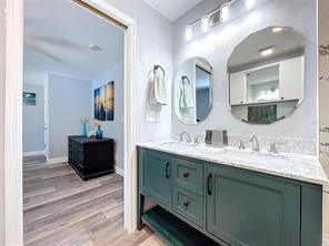 6811 S HIMES AVENUE (3)